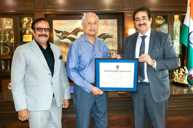 Former Secretary of Tourism Government of India Madan Pras - Delhi - Delhi ID1604793