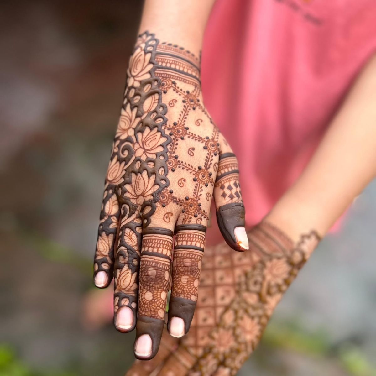 Affordable mehndi artist in Pune with creativity for unforge - Maharashtra - Pune ID1612753 2