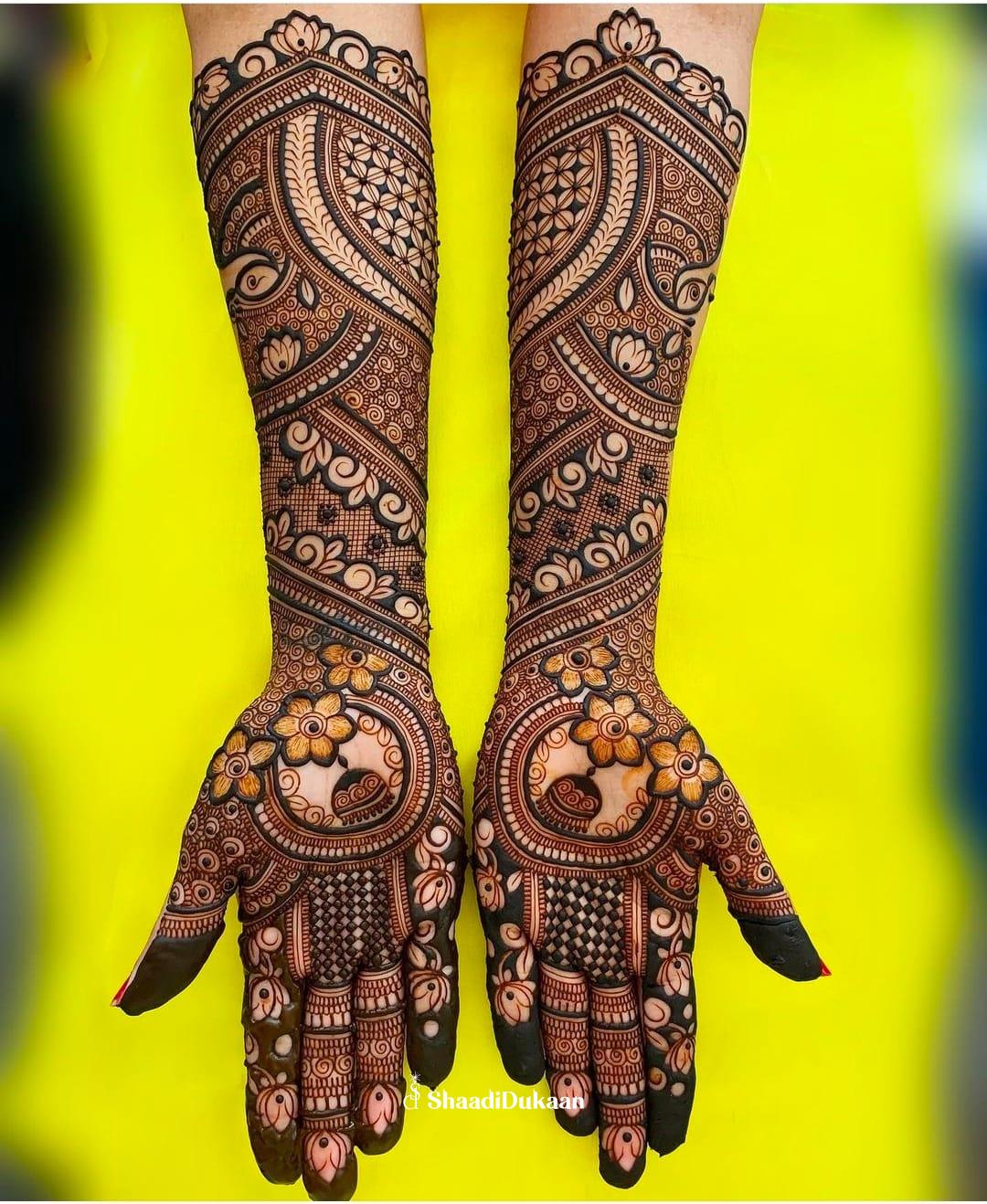 Unique Bridal Mehndi? Trust the Best Bridal Mehndi Artist in - Uttar Pradesh - Lucknow ID1609933 2