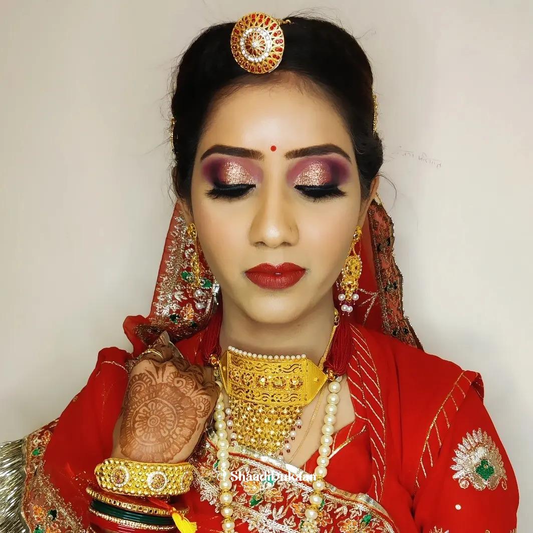 Handpicked Wedding makeup artists in Indore for flawless res - Madhya Pradesh - Indore ID1609982 3