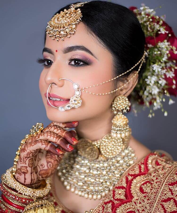 Top makeup artists in Lucknow Expert Advice and Professiona - Uttar Pradesh - Lucknow ID1610746
