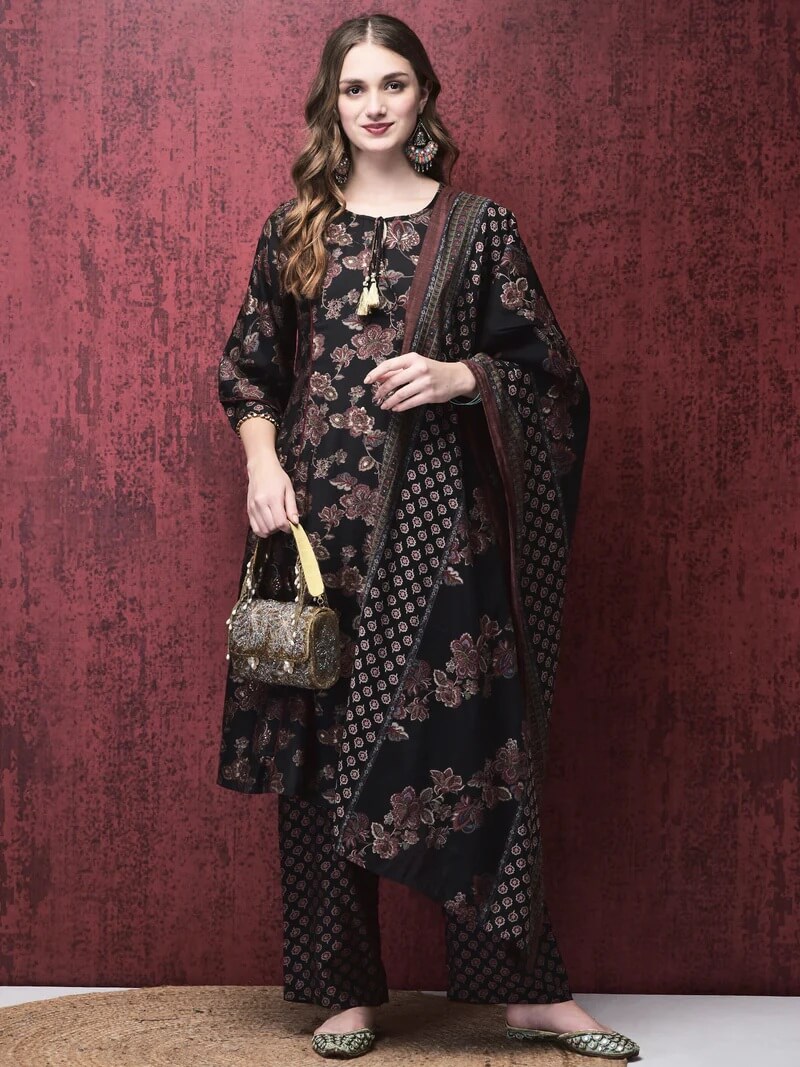 Elegant Ethnic Sets with Dupattas  Shop Online Now - Delhi - Delhi ID1609703