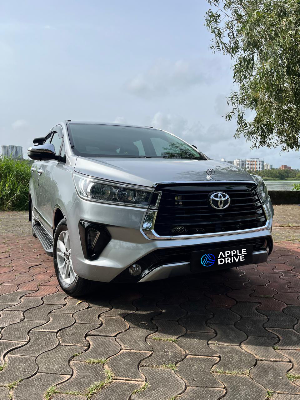 Innova Crysta for Rental in Trivandrum - Kerala - Thiruvananthapuram ID1589515