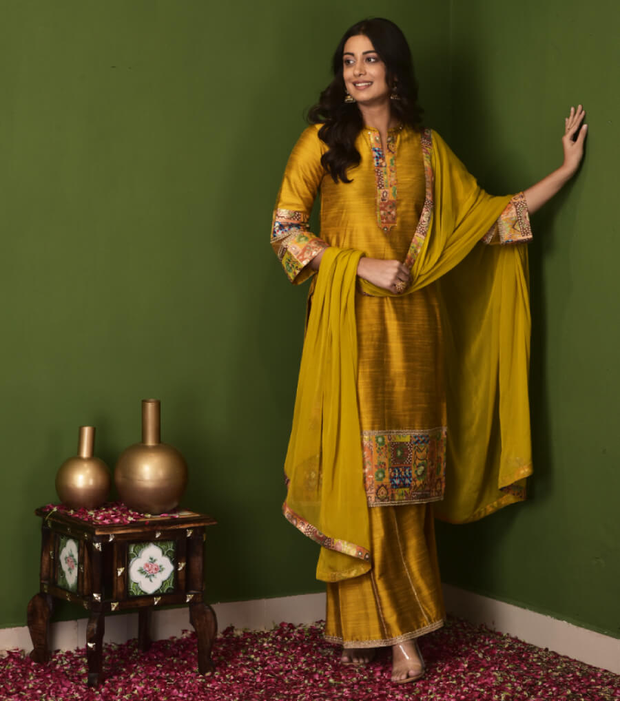 Flat 25 OFF On Festive Collection - Delhi - Delhi ID1585557