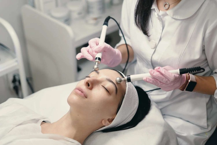 Best skin clinic in Bilaspur in 2025  Saluja Skin Clinic - Chhattisgarh - Bilaspur ID1600347