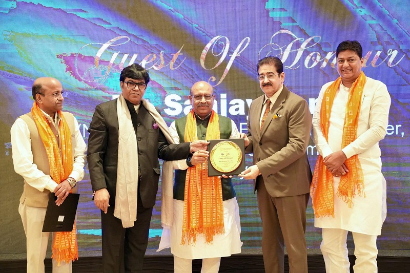 Sandeep Marwah Honoured by Speaker of Delhi State Assembly V - Delhi - Delhi ID1614236