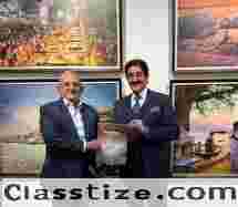 Sandeep Marwah Visits Art Exhibition by Senior Artist Lekhraj Gandhi at Visual Art Gallery