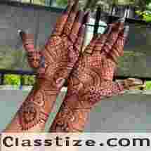 Stylish brides trust an affordable mehndi artist in Pune for perfect designs