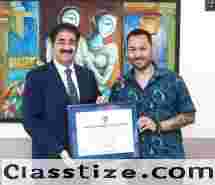 Award Winning Colombian Filmmaker Daniel Mendoza Leal Visits Marwah Studios in Noida