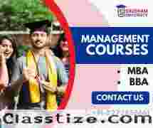 Which private universities in Bhopal offer both MBA and MCA programs?