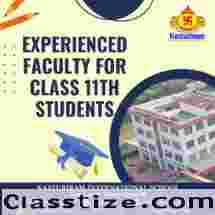 Experienced Faculty for Class 11 Students