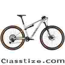 2023 Canyon Lux Trail CF 7 Mountain Bike (KINGCYCLESPORT)