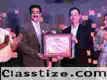 Sandeep Marwah Presents Patronship of Indo Thai Film and Cultural Forum to Kiran Moontin
